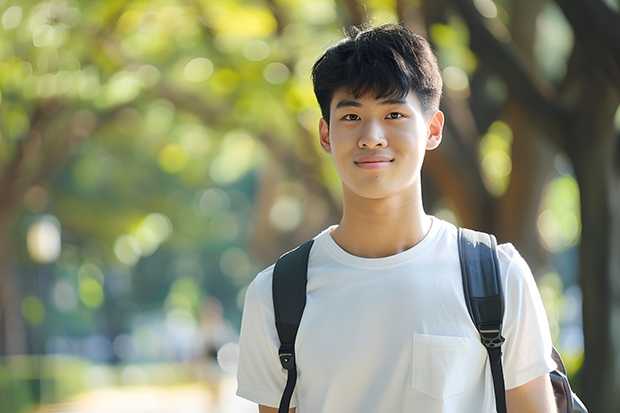 我是想要报考中国民航大学，如果想要学飞行技术，当民航飞行员，是要高考前报名还是正常高考流程（民航飞行员出国）